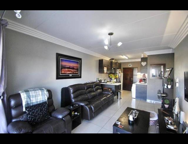 2 BEDROOM PROPERTY TO RENT IN EVELEIGH